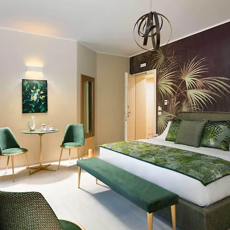 Colibri House Bed & Breakfast 3*