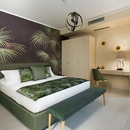 Colibri House 3*